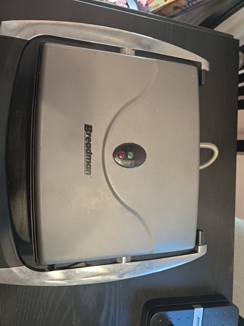 Silver Electric Sandwich Maker with Indicator Lights